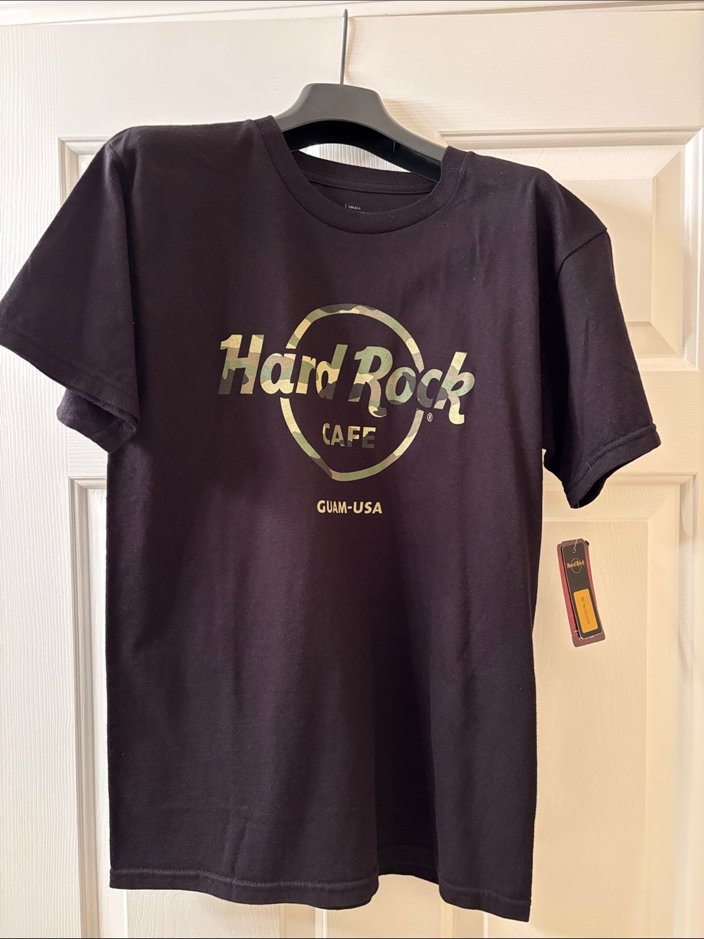Hard Rock Cafe Black T-Shirt with Camo Gold Logo